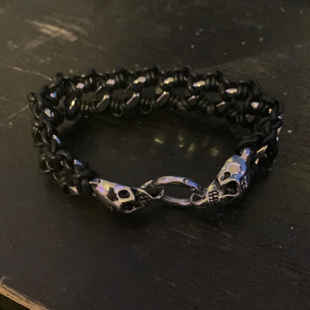 skull bracelet
